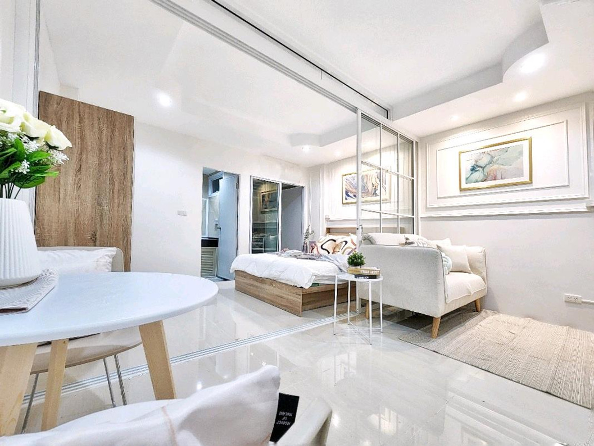For SaleCondoRatchadapisek, Huaikwang, Suttisan : ❣️❣️Ratchada City 18 Condo❣️❣️ 📍Beautiful room in Ratchada area😍😍 Convenient transportation, near MRT🚈