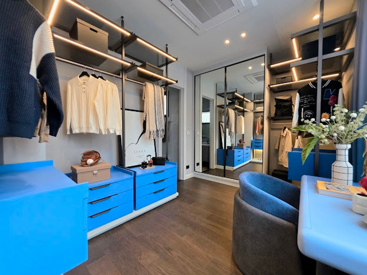 For SaleHouseKaset Nawamin,Ladplakao : 🏛️BEON Kaset-Nawamin🌈3-story detached house, size 635 sq m, 87 sq m, 5 bedrooms, 6 bathrooms, 4 parking spaces, starting at 44.3 MB. Contact to make an appointment to view Tel.0922635410 (Earth)