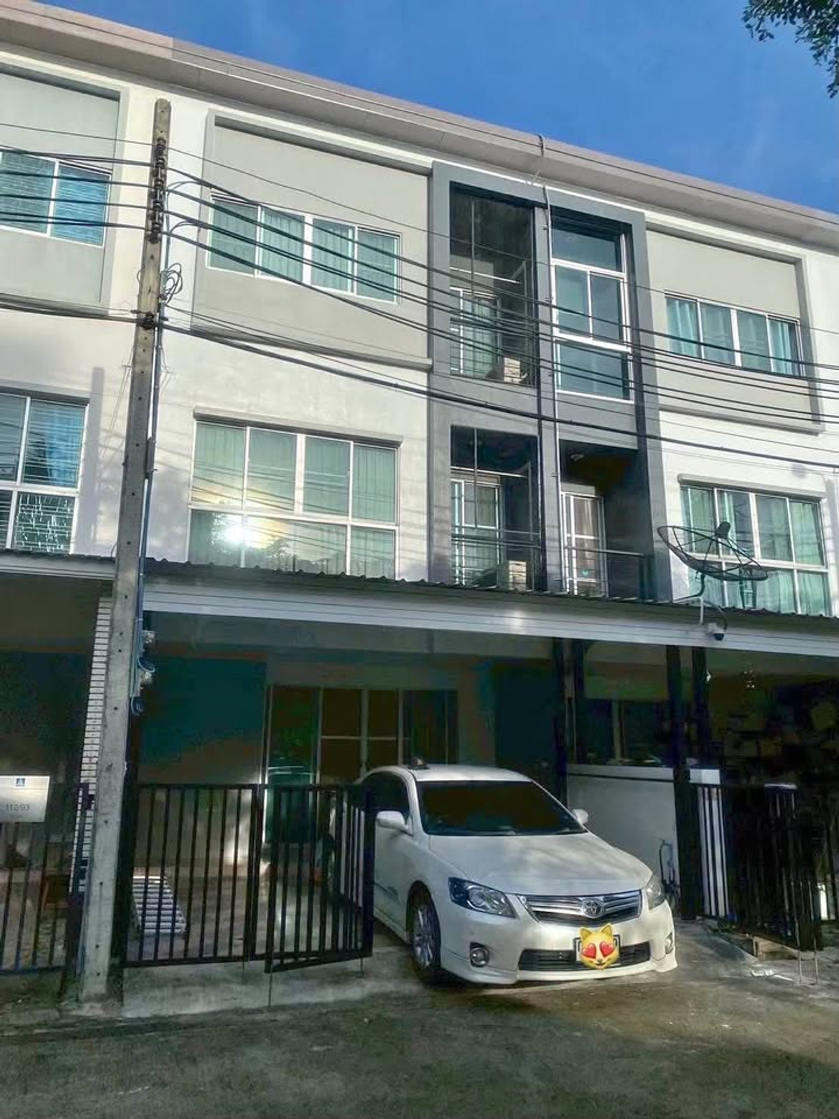 ให้เช่าทาวน์โฮมสมุทรปราการ สำโรง : HR2983ให้เช่าทาวน์โฮม 3 ชั้น โครงการลุมพินี ทาวน์ วิลล์ ศรีนครินทร์ – แบริ่งเดินทางสะดวกเพียง 100 เมตร จากรถไฟฟ้า MRTศรีแบริ่ง