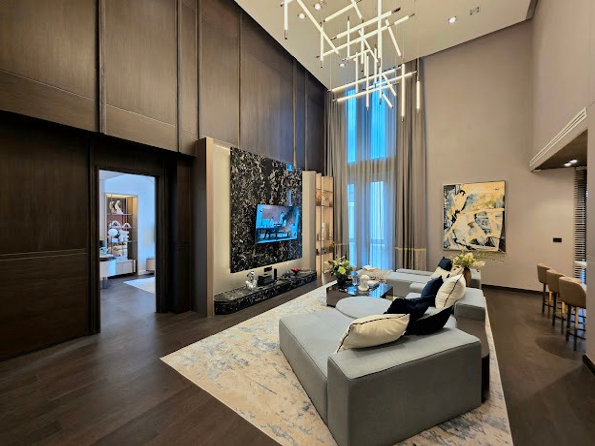 For SaleHouseKaset Nawamin,Ladplakao : 🏛️BEON Kaset-Nawamin🌈3-story detached house, size 635 sq m, 87 sq m, 5 bedrooms, 6 bathrooms, 4 parking spaces, starting at 44.3 MB. Contact to make an appointment to view Tel.0922635410 (Earth)