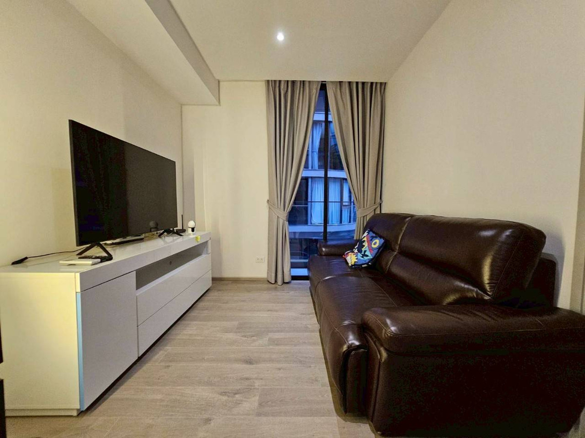 ขายคอนโดสุขุมวิท อโศก ทองหล่อ : 🎯 คอนโดพร้อมอยู่ ใจกลางอโศก เริ่ม 7.5 ล้าน! FYNN Asoke | 1 ห้องนอน 37.48 ตร.ม. | ตกแต่งครบ โทร.0994629391 เบิร์ด