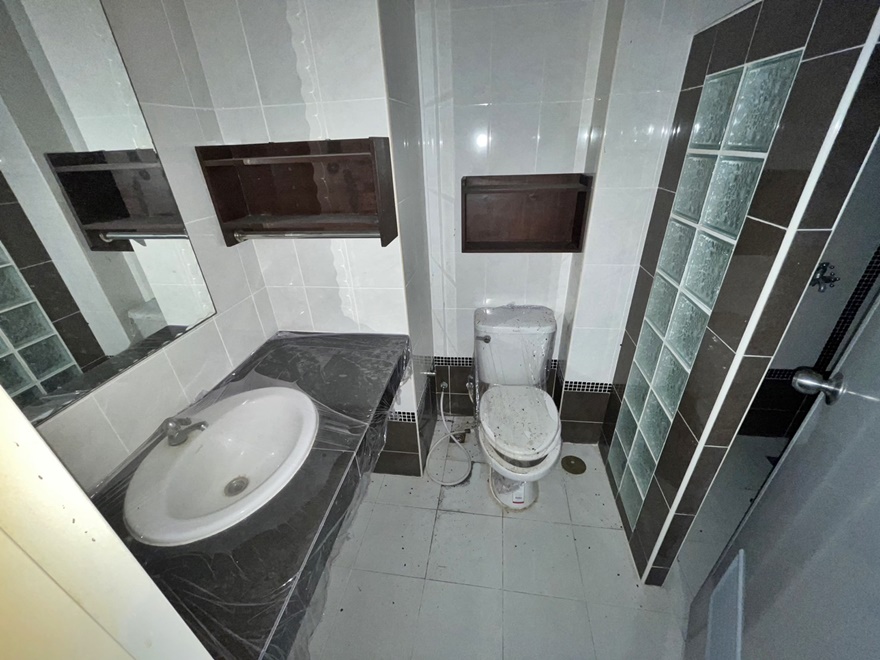 For SaleCondoPattaya, Bangsaen, Chonburi : 🔥Urgent bank assets🔥Condo N.P. 2, Mueang District, Chonburi Province