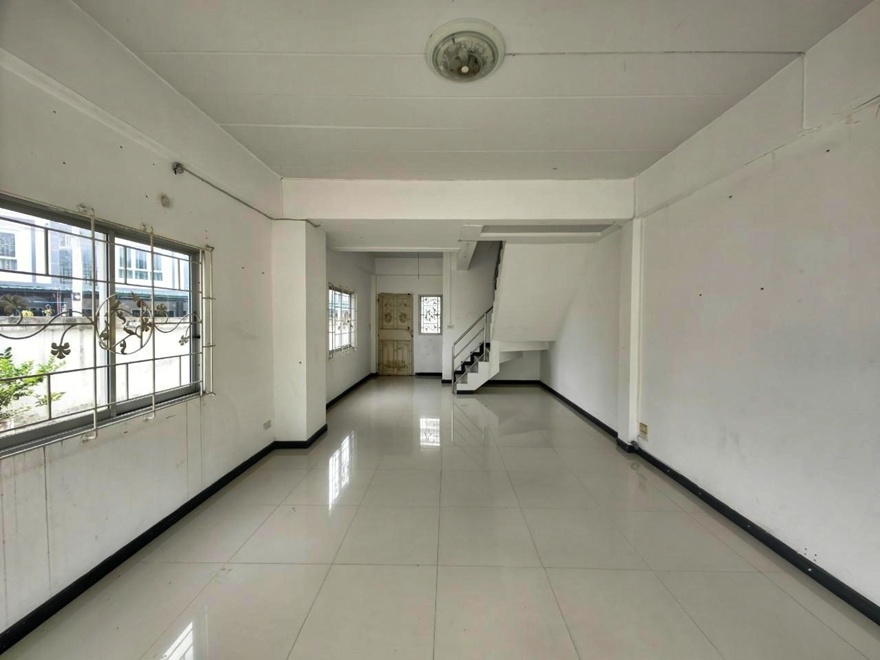 For SaleTownhomeSriracha Laem Chabang Ban Bueng : 🔥Urgent bank assets🔥 Selling The Next Townhome, Sriracha District, Chonburi Province