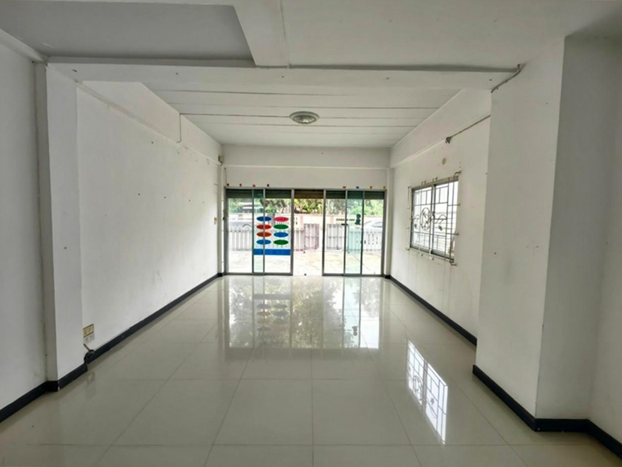 For SaleTownhomeSriracha Laem Chabang Ban Bueng : 🔥Urgent bank assets🔥 Selling The Next Townhome, Sriracha District, Chonburi Province