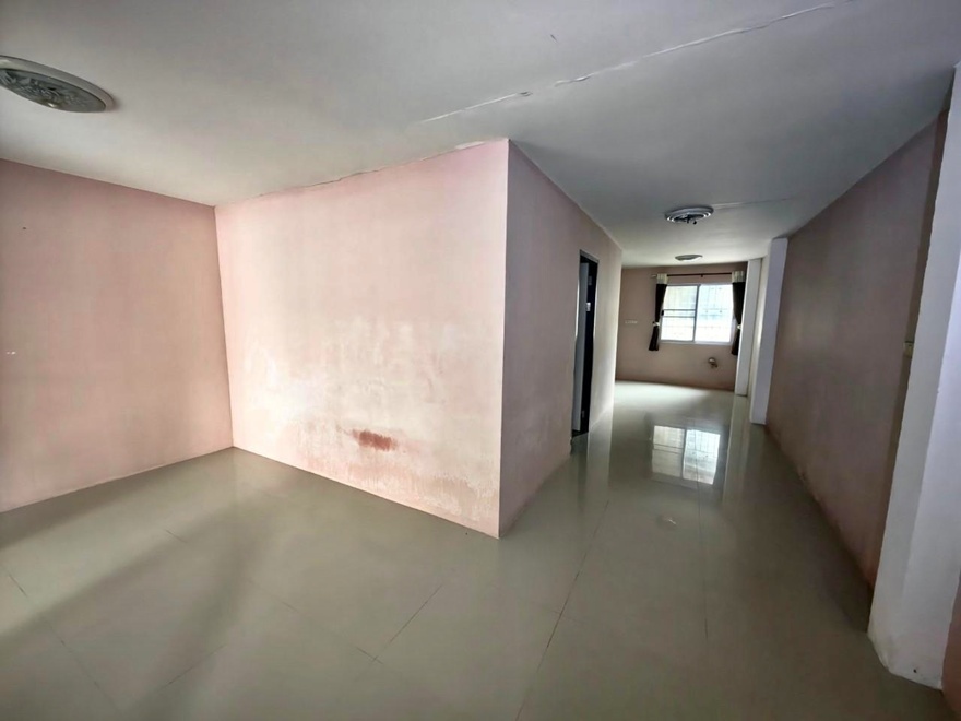 For SaleTownhomeSriracha Laem Chabang Ban Bueng : 🔥Urgent bank assets🔥 Townhome, Ban Suan Kasira, Sriracha District, Chonburi Province