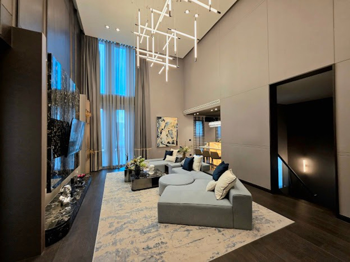 For SaleHouseKaset Nawamin,Ladplakao : 🏠BEON Kaset-Nawamin🌈3-story detached house, size 635 sq m, 87 sq m, 5 bedrooms, 6 bathrooms, 4 parking spaces, starting at 44.3 MB. Contact to make an appointment to view Tel.0922635410 (Earth)