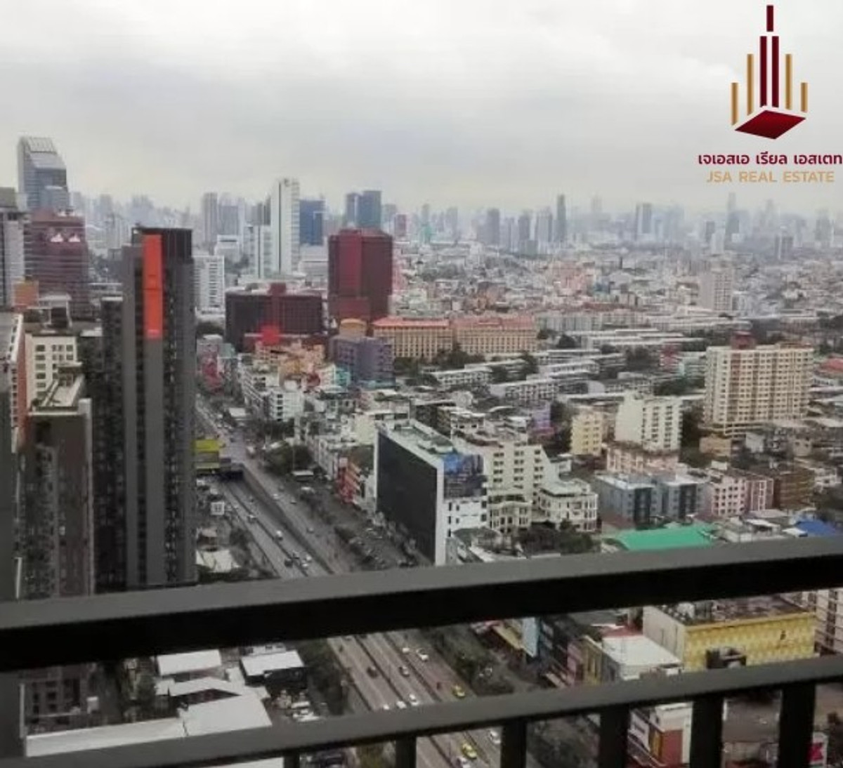 For RentCondoRatchadapisek, Huaikwang, Suttisan : ✨ For Rent: Life Ratchadapisek Condo ✨ 💰 Only 16,000 THB/month