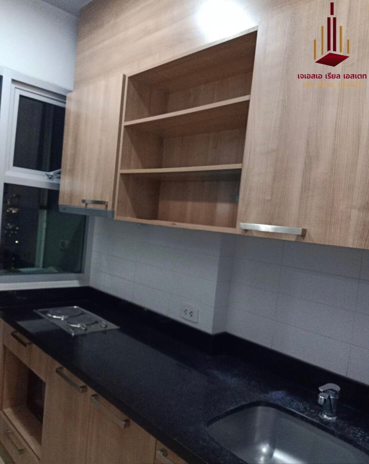 For RentCondoWongwianyai, Charoennakor : ✨ For Rent: Hive at Sathorn Condo ✨ 💰 Only 17,000 THB/month