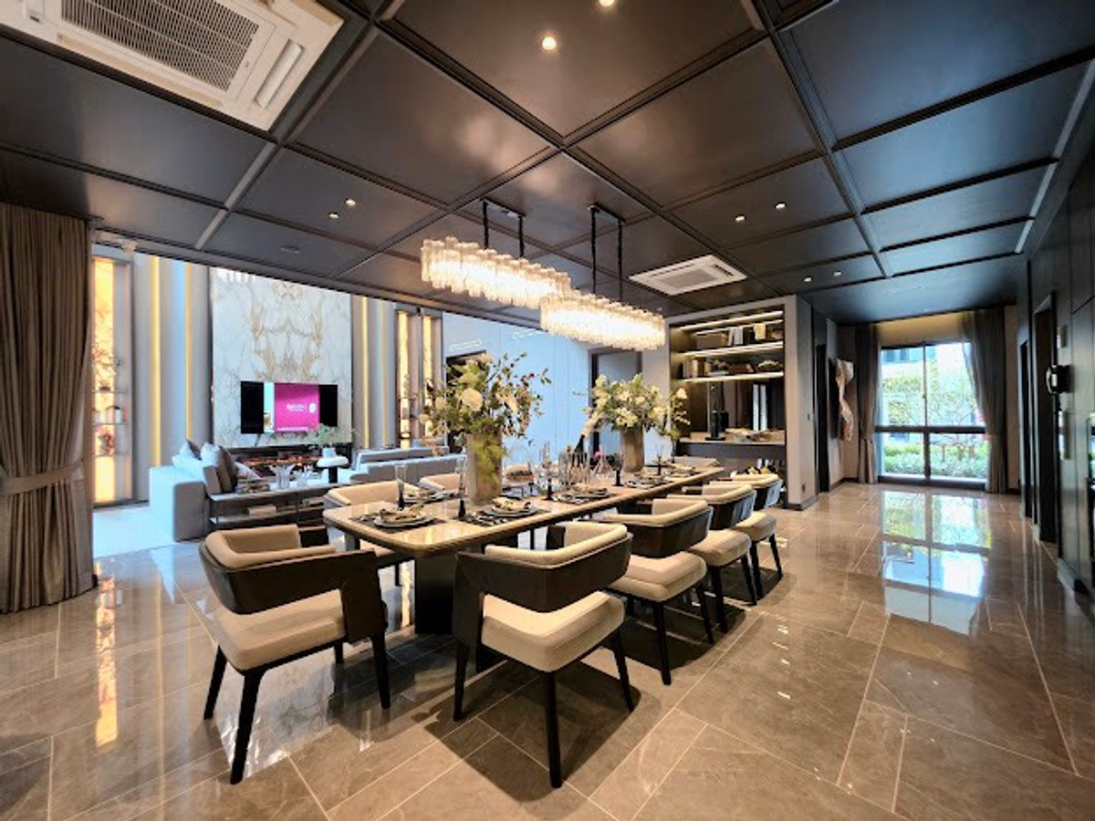 For SaleHouseKaset Nawamin,Ladplakao : 🏛️BEON Kaset-Nawamin✨ 3-story detached house, size 635 sq m, 87 sq m, 5 bedrooms, 6 bathrooms, 4 parking spaces, starting at 44.3 MB. Contact to make an appointment to view Tel.0922635410 (Earth)