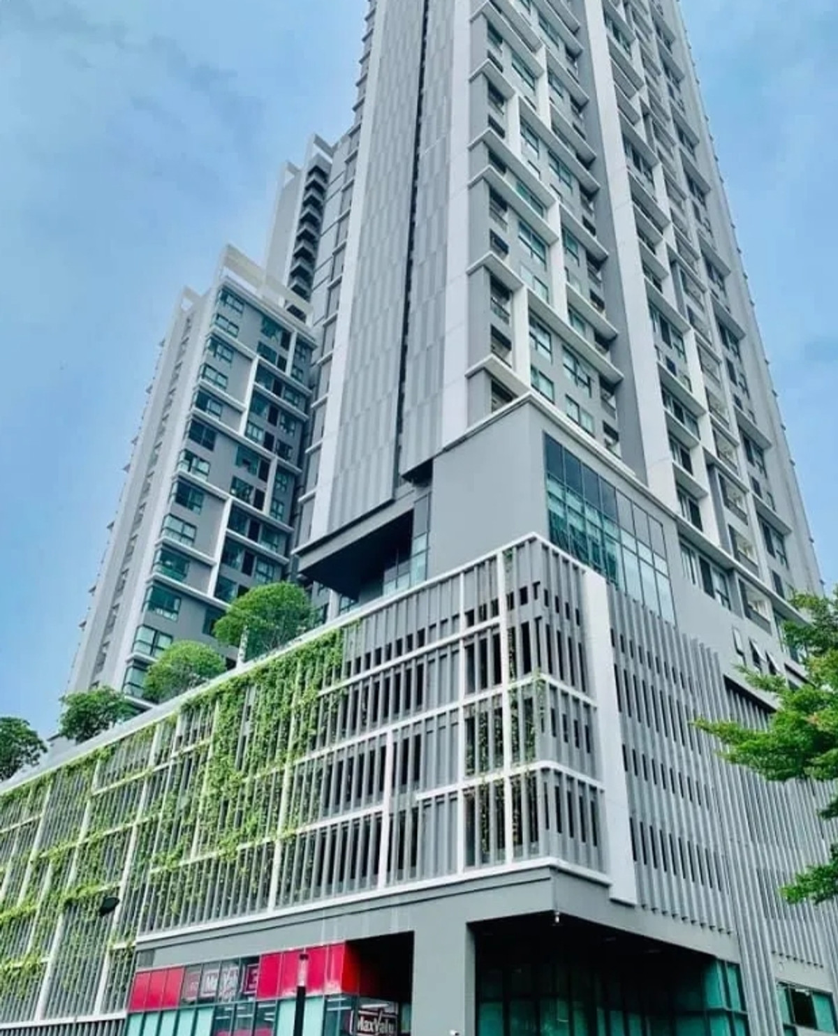 For RentCondoWongwianyai, Charoennakor : ✨ For Rent : Ideo Mobi Sathorn Condo ✨ 💰 Only 15,000 thb/month