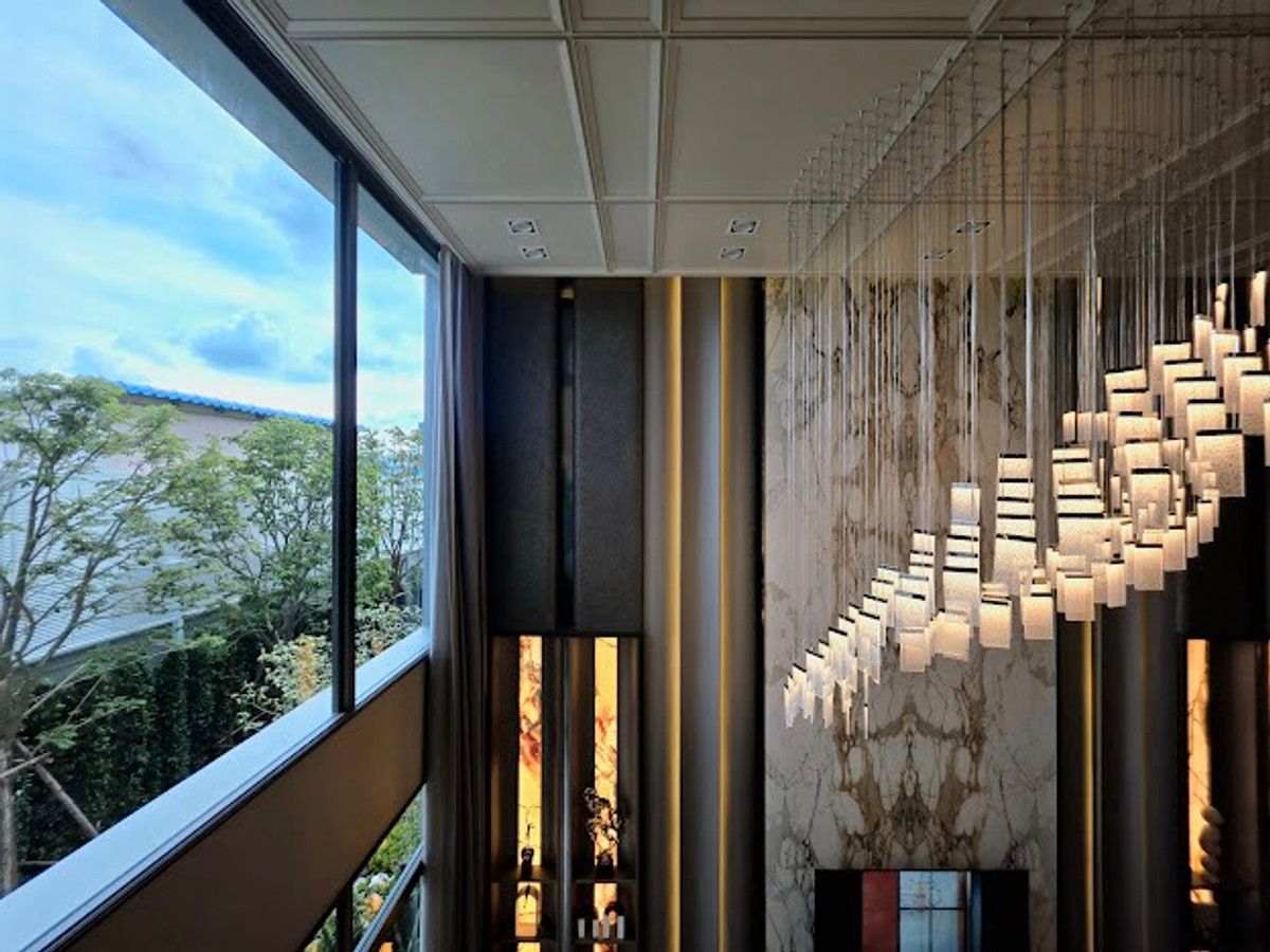 For SaleHouseKaset Nawamin,Ladplakao : 🏛️✨BEON Kaset-Nawamin | 3-story detached house, size 635 sq m, 87 sq m, 5 bedrooms, 6 bathrooms, 4 parking spaces, starting at 44.3 MB. Contact to make an appointment to view Tel.0922635410 (Earth)