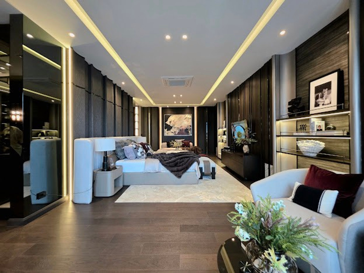 For SaleHouseKaset Nawamin,Ladplakao : 🏛️BEON Kaset-Nawamin🌈3-story detached house, size 635 sq m, 87 sq m, 5 bedrooms, 6 bathrooms, 4 parking spaces, starting at 44.3 MB. Contact to make an appointment to view Tel.0922635410 (Earth)