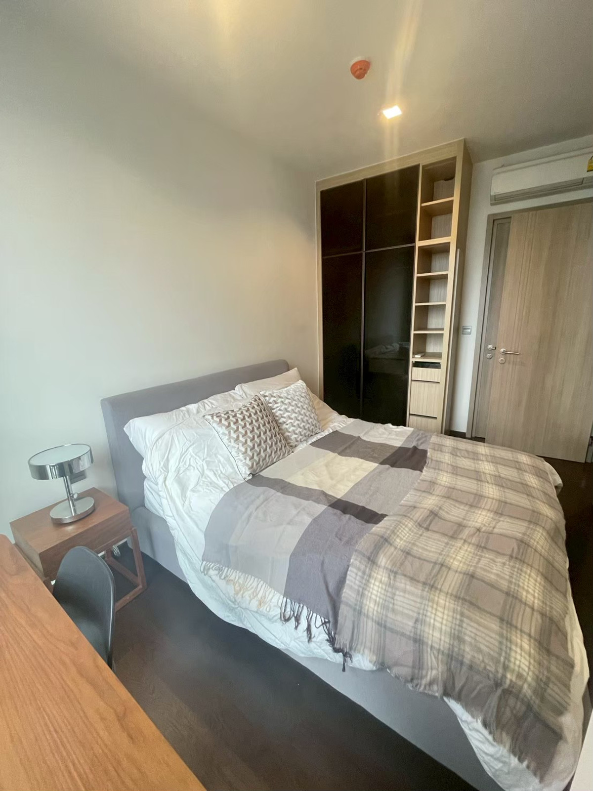 ขายคอนโดราชเทวี พญาไท : 🎉 The Line Ratchathewi ขนาด 33.49 ตร.ม. 1 ห้องนอน วิวเมืองสวย 💰 ราคาขาย 7.5 ล้านบาท (ตกแต่งครบ พร้อมเข้าอยู่) โทร.098-9655699 Pick