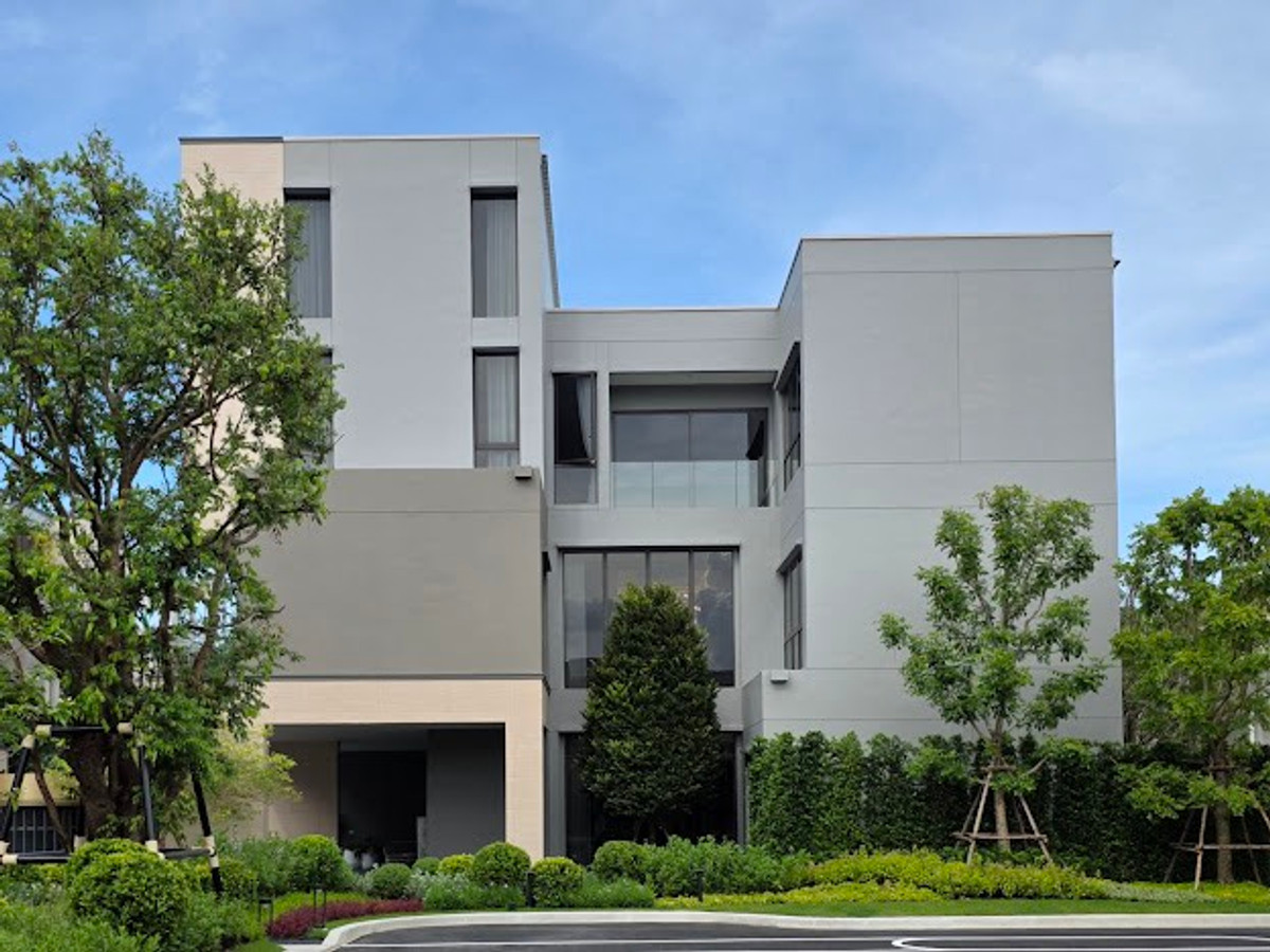 For SaleHouseKaset Nawamin,Ladplakao : 🏛️✨BEON Kaset-Nawamin | 3-story detached house, size 635 sq m, 87 sq m, 5 bedrooms, 6 bathrooms, 4 parking spaces, starting at 44.3 MB. Contact to make an appointment to view Tel.0922635410 (Earth)