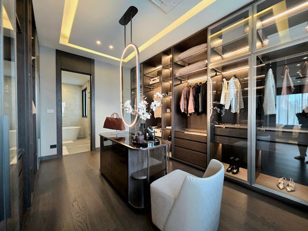 For SaleHouseKaset Nawamin,Ladplakao : 🏛️✨BEON Kaset-Nawamin | 3-story detached house, size 635 sq m, 87 sq m, 5 bedrooms, 6 bathrooms, 4 parking spaces, starting at 44.3 MB. Contact to make an appointment to view Tel.0922635410 (Earth)