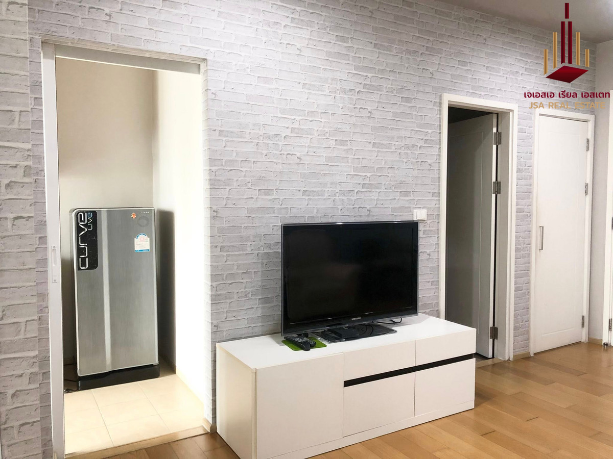 For RentCondoWongwianyai, Charoennakor : ✨ For Rent: Hive at Sathorn Condo ✨ 💰 Only 17,000 THB/month