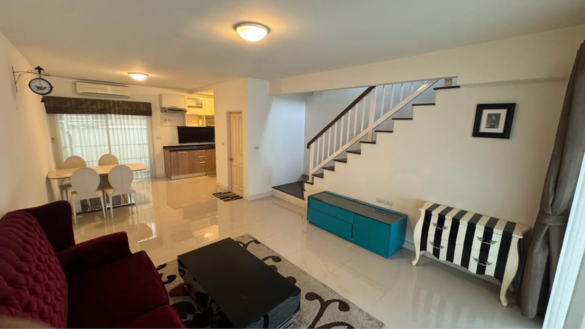 ให้เช่าทาวน์โฮมพัฒนาการ ศรีนครินทร์ : P-2866 ปล่อยเช่า !! Town Avenue พระราม 9 ทาวน์โฮม 3 ชั้น พร้อมอยู่