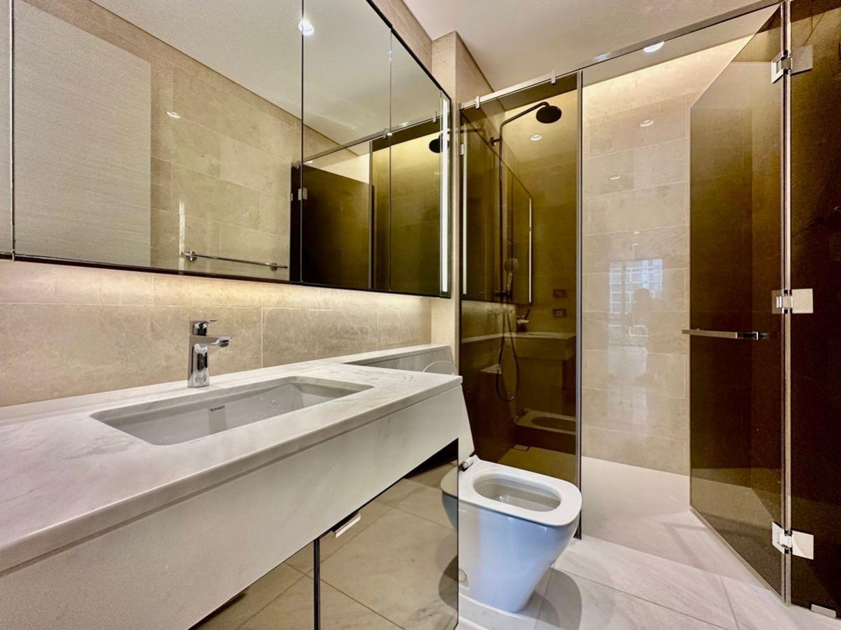 For SaleCondoWitthayu, Chidlom, Langsuan, Ploenchit : Luxury 2-Bed Condo 158 sqm in the heart of Chidlomwith complete facilities at The Residences @ Sindhorn Kempinski!