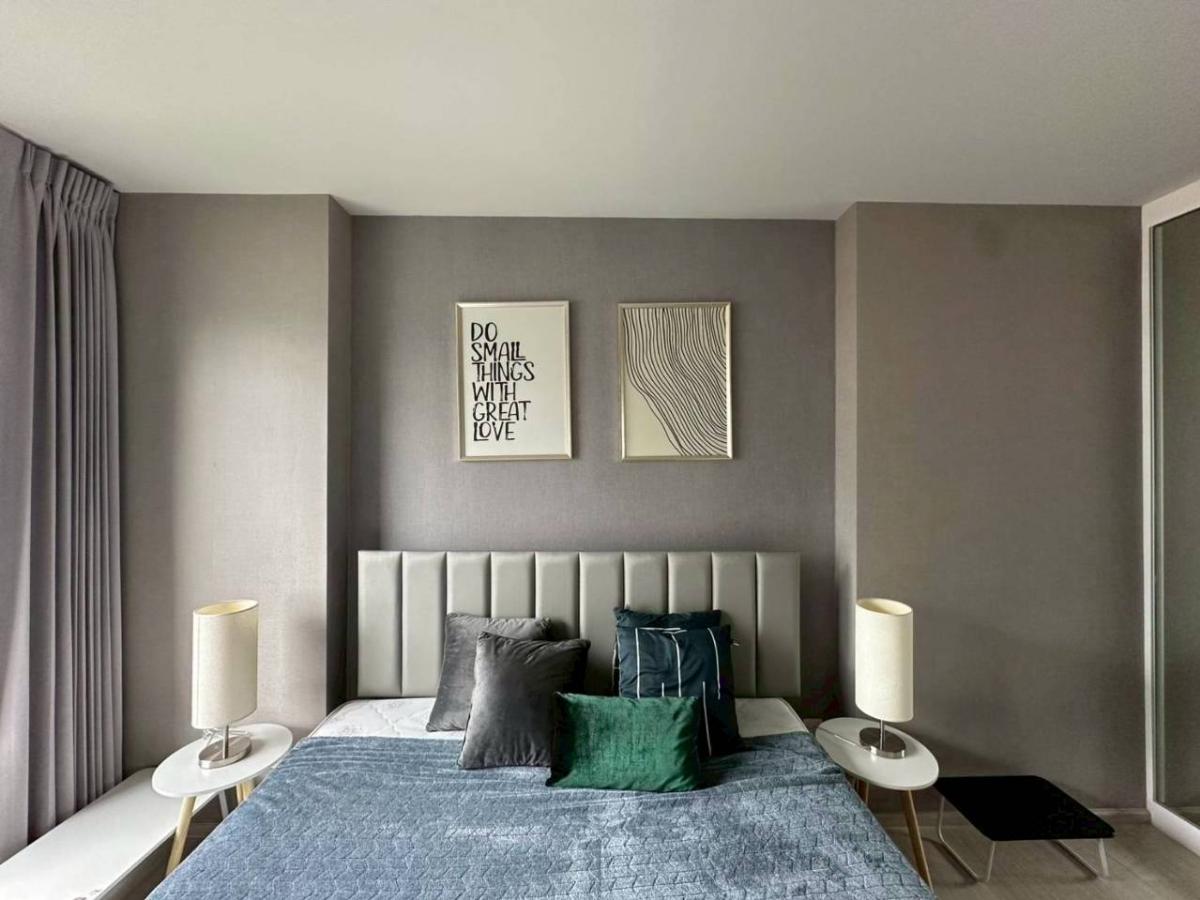 For RentCondoWitthayu, Chidlom, Langsuan, Ploenchit : 03/04/2026, Life One Wireless condo, 2 bedrooms, in the heart of PloenchitRent 50,000 Baht/month, close to BTS, convenient travel! 0642748883