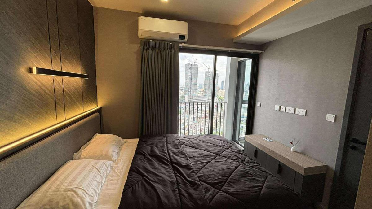 ขายคอนโดสยาม จุฬา สามย่าน : 03/04/2026, รวมค่าโอนคอนโดหรู 2 ห้องนอน ใจกลางสามย่าน เดินทางสะดวก BTS/MRT 
Chapter Chula - Samyan พร้อมอยู่ ราคา 8.29 ล้านเท่านั้น! 0642748883