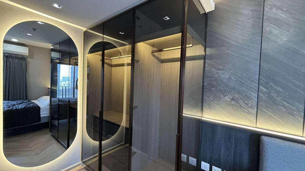 ขายคอนโดสยาม จุฬา สามย่าน : 03/04/2026, รวมค่าโอนคอนโดหรู 2 ห้องนอน ใจกลางสามย่าน เดินทางสะดวก BTS/MRT 
Chapter Chula - Samyan พร้อมอยู่ ราคา 8.29 ล้านเท่านั้น! 0642748883