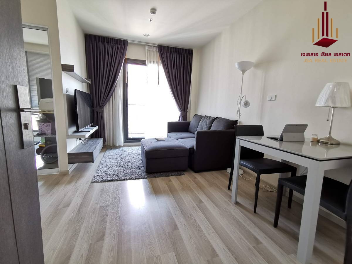 ให้เช่าคอนโดรัชดา ห้วยขวาง : ✨ For  Rent: Centric Huai Khwang Station Condo ✨  💰 Only 20,000 THB/month