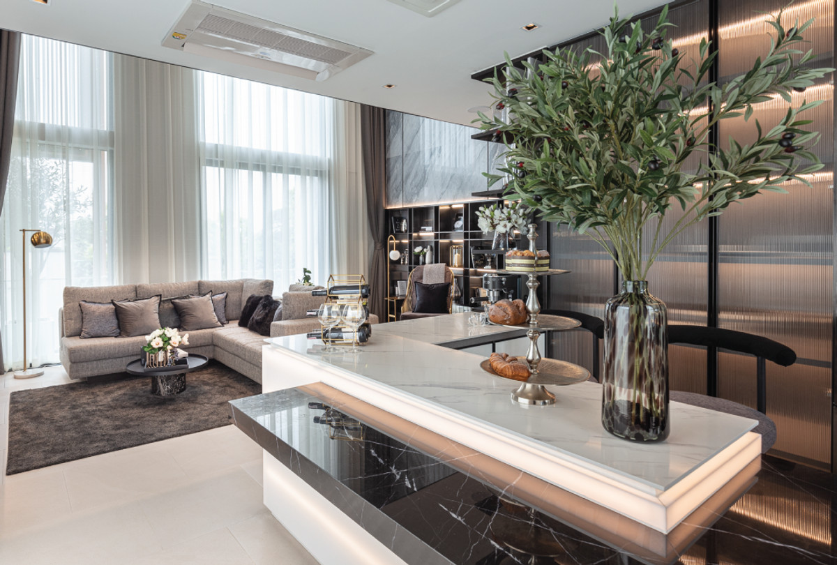 ขายทาวน์โฮมลาดพร้าว เซ็นทรัลลาดพร้าว : ✨Novel Residence ลาดพร้าว 18🏠ทาวน์โฮม 3.5 ชั้น พื้นที่ใช้สอย 350 ตร.ม. ที่ดิน 42.6 ตร.วา. 3 ห้องนอน 4 ห้องน้ำ 4 ที่จอด เพียง 36.9 MB เท่านั้น!! ติดต่อนัดชม Tel.0922635410 (เอิร์ธ)