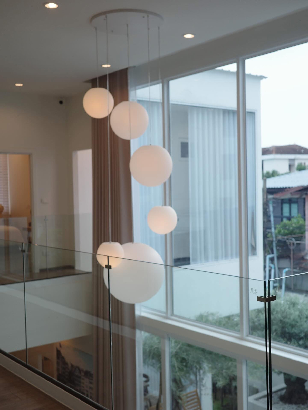 ขายบ้านโชคชัย4 ลาดพร้าว71 : 🏡ขายบ้านใหม่สร้างเอง ทำเลดีหายาก ย่านลาดพร้าว 64✨บ้านเดี่ยว 2 ชั้น พร้อมสระว่ายน้ำ พื้นที่ใช้สอย 440 ตร.ม. ที่ดิน 100 ตร.ว. | 3 ห้องนอน 5 ห้องน้ำ 4 ที่จอด เพียง 30 MB เท่านั้น!!! ติดต่อนัดชม Tel.0922635410 (เอิร์ธ)