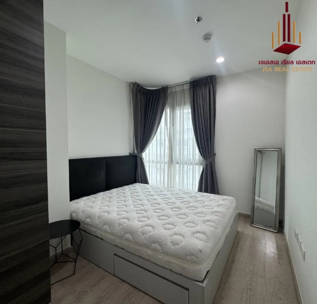 For RentCondoRatchadapisek, Huaikwang, Suttisan : ✨ For Rent: Centric Huai Khwang Station Condo ✨ 💰 Only 30,000 THB/month