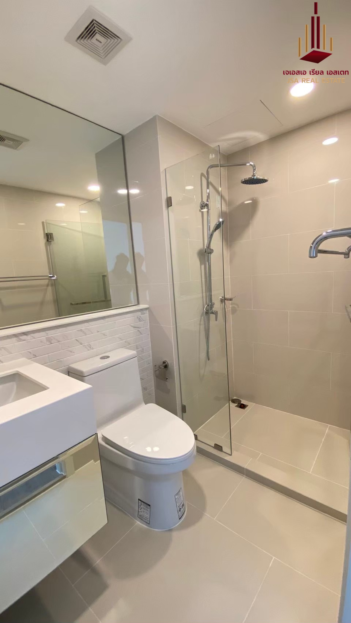 For RentCondoKasetsart, Ratchayothin : ✨ For Rent : Chateau In Town Ratchayothin Condo ✨ 💰 Only 17,000 thb/month