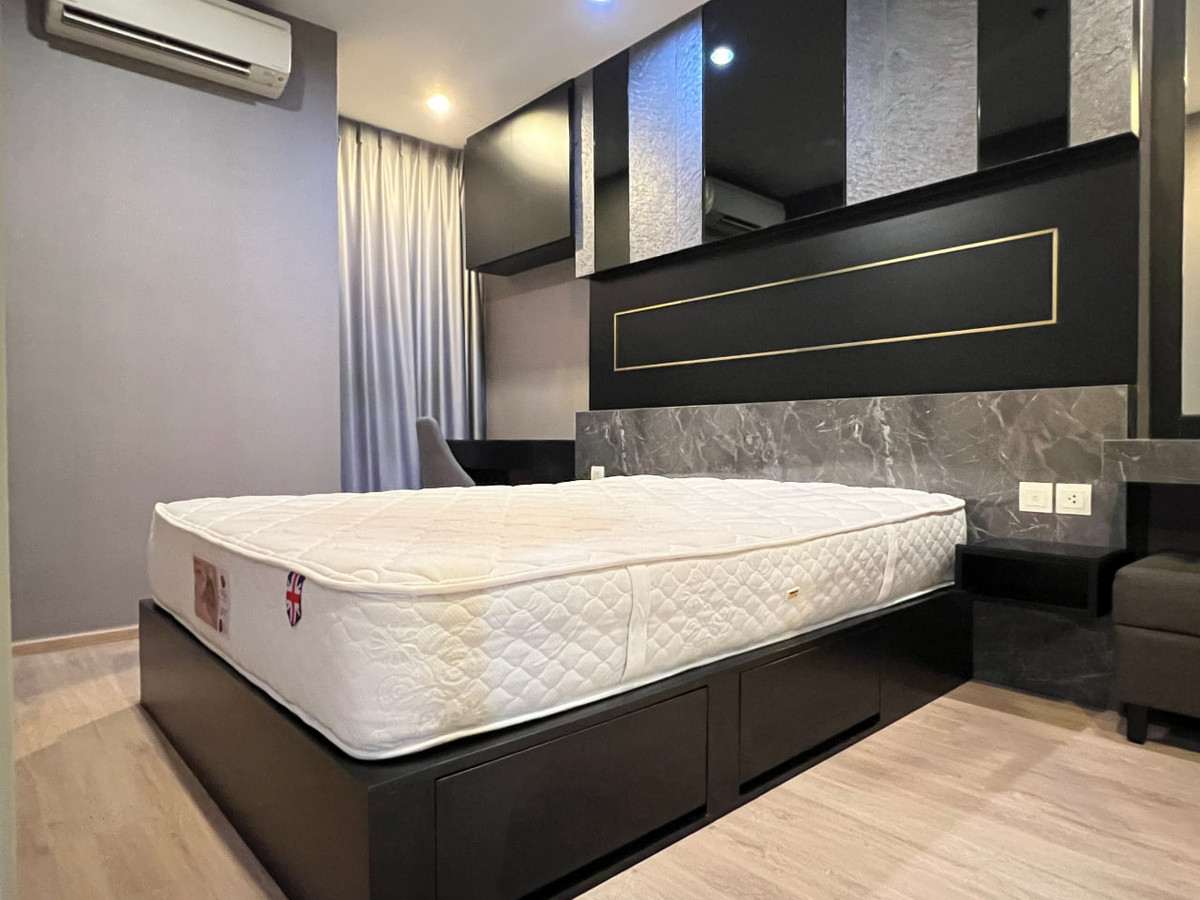 For SaleCondoSiam Paragon ,Chulalongkorn,Samyan : Ideo Q Chula Samyan【𝐒𝐄𝐋𝐋 & 𝐑𝐄𝐍𝐓】🔥 Modern style room with a subdued tone, simple and elegant, with a modern twist in every corner 🔥  Contact Line ID: @hacondo