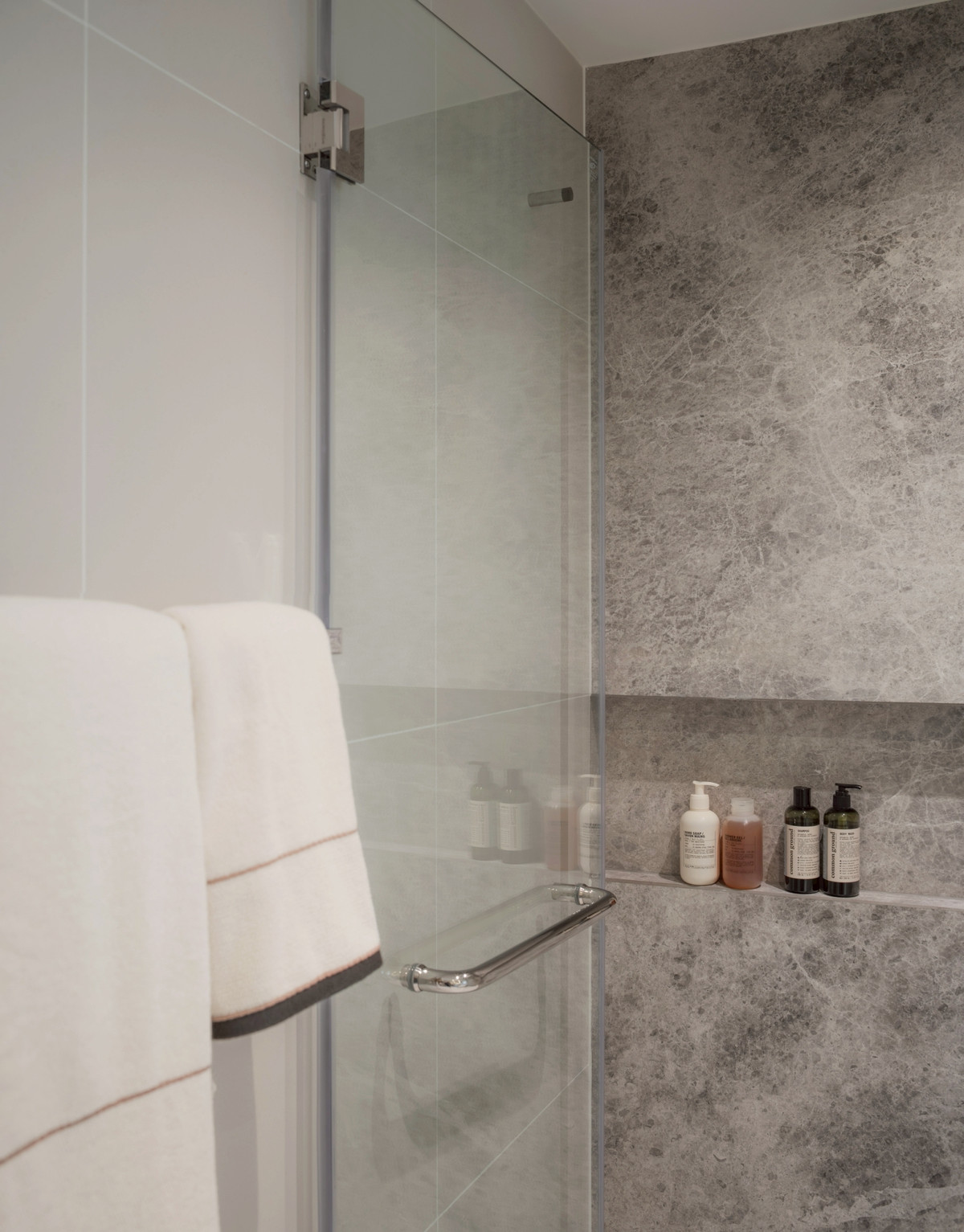 ขายคอนโดสุขุมวิท อโศก ทองหล่อ : 🐶ขายห้องมือหนึ่ง ตกแต่งครบพร้อมอยู่✨SCOPE Promsri (1 ห้องนอน, 28 ตร.ม.) เพียง 6.6 MB เท่านั้น!! Tel.0922635410 (เอิร์ธ)