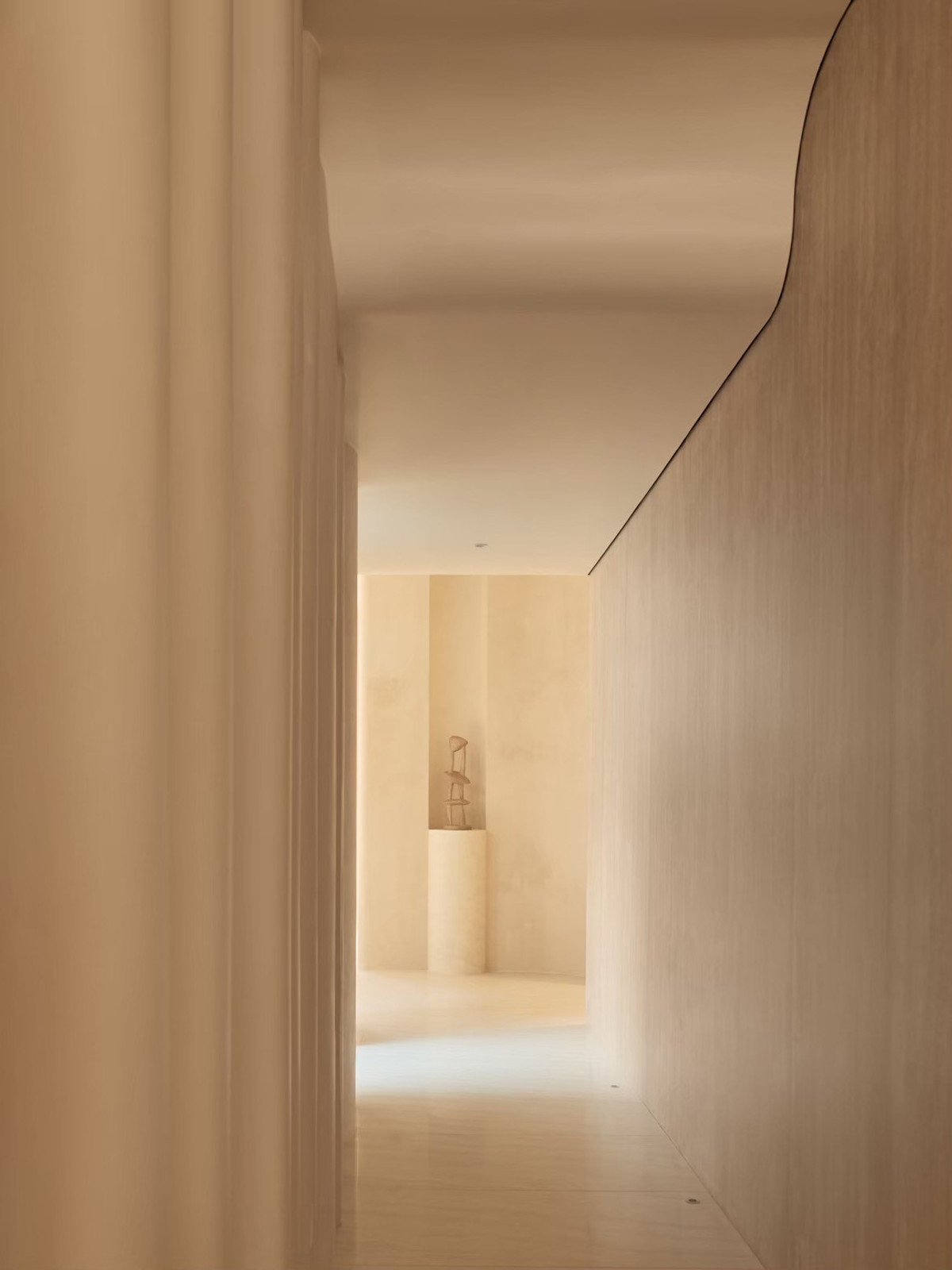 For SaleHouseYothinpattana,CDC : 🏠✨ELIVA Private Residences | 3-story detached house with private swimming pool. Usable area 810 sq m., land 100 sq m., 4 bedrooms, 6 bathrooms, 4 parking spaces, only 69 MB!! Contact to arrange viewing.