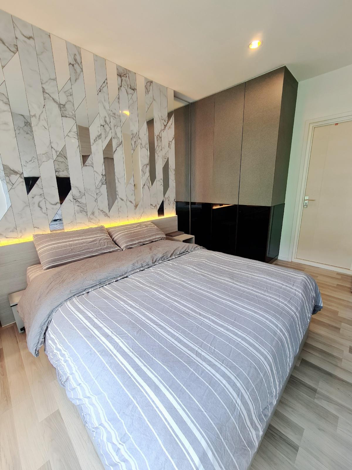 ให้เช่าคอนโดสาทร นราธิวาส : 💥CP-9439💥ว่าง ให้ เช่า   เดอะคีย์ สาทร - เจริญราษฎร์ 👉แอดไลน์ @cozycondo 