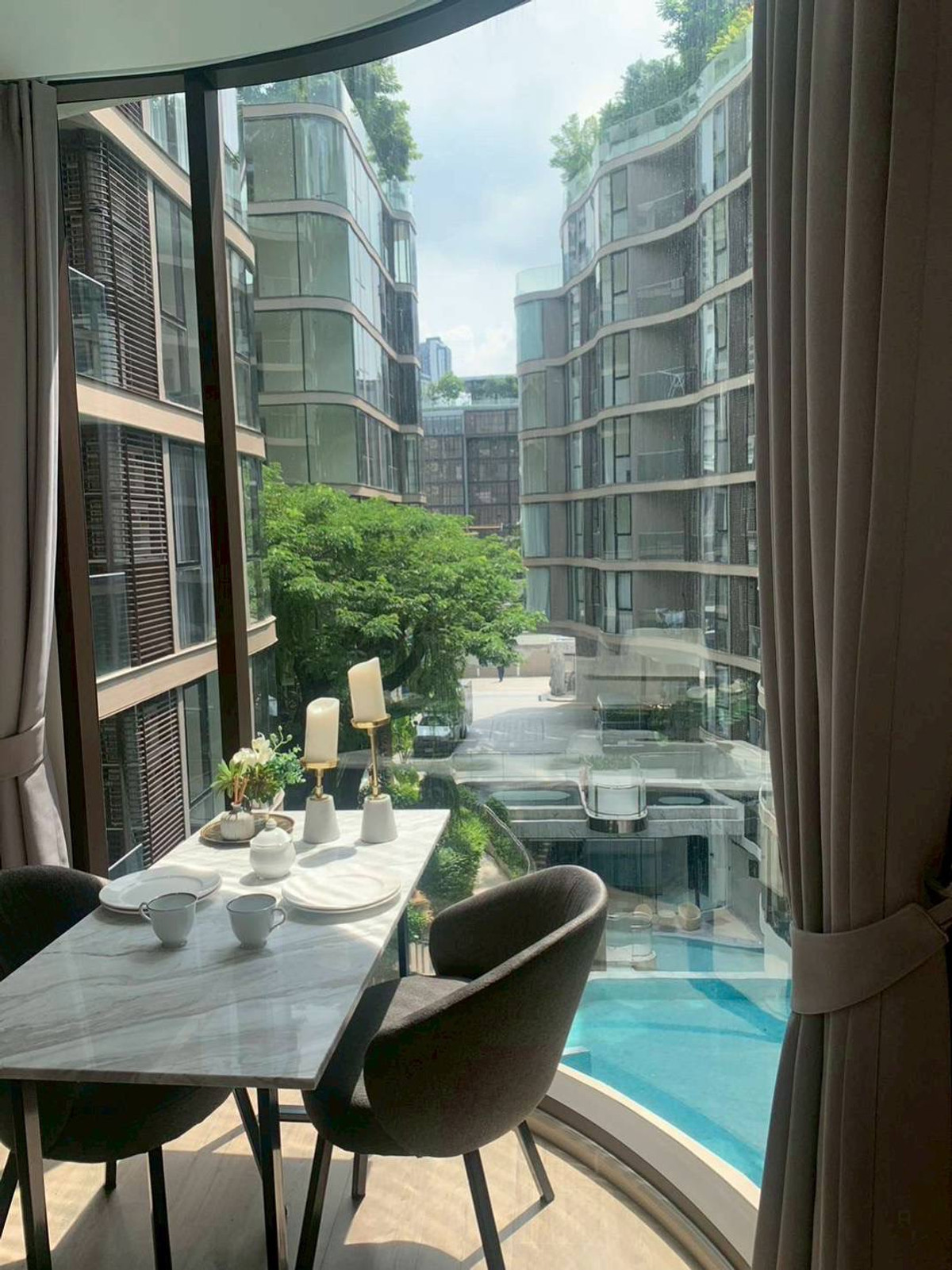 For RentCondoSukhumvit, Asoke, Thonglor : Fynn Asoke pool view