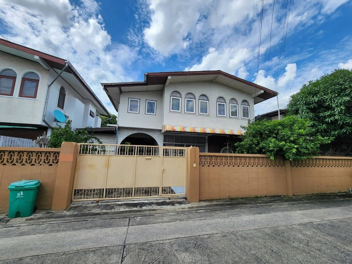 For SaleHouseChaengwatana, Muangthong : 63 sq m, 3 bedrooms, 2 bathrooms, 2-story detached house, Phong Phet Keha, Chaengwattana 14