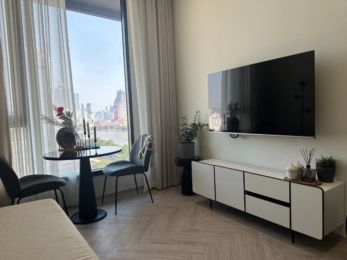 For RentCondoWongwianyai, Charoennakor : ⭐️ Chapter Charoennakhon - Riverside ⭐1 BED 1 BATH 34 sq m. with complete electrical appliances.