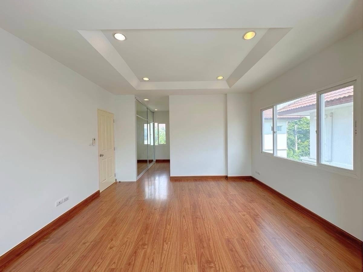 ให้เช่าบ้านนนทบุรี บางใหญ่ บางบัวทอง : ให้เช่าบ้านเดี่ยว เดอะ เซนโทร รัตนาธิเบศร์ ใกล้ MRT บางพลู เพียง 3 นาที