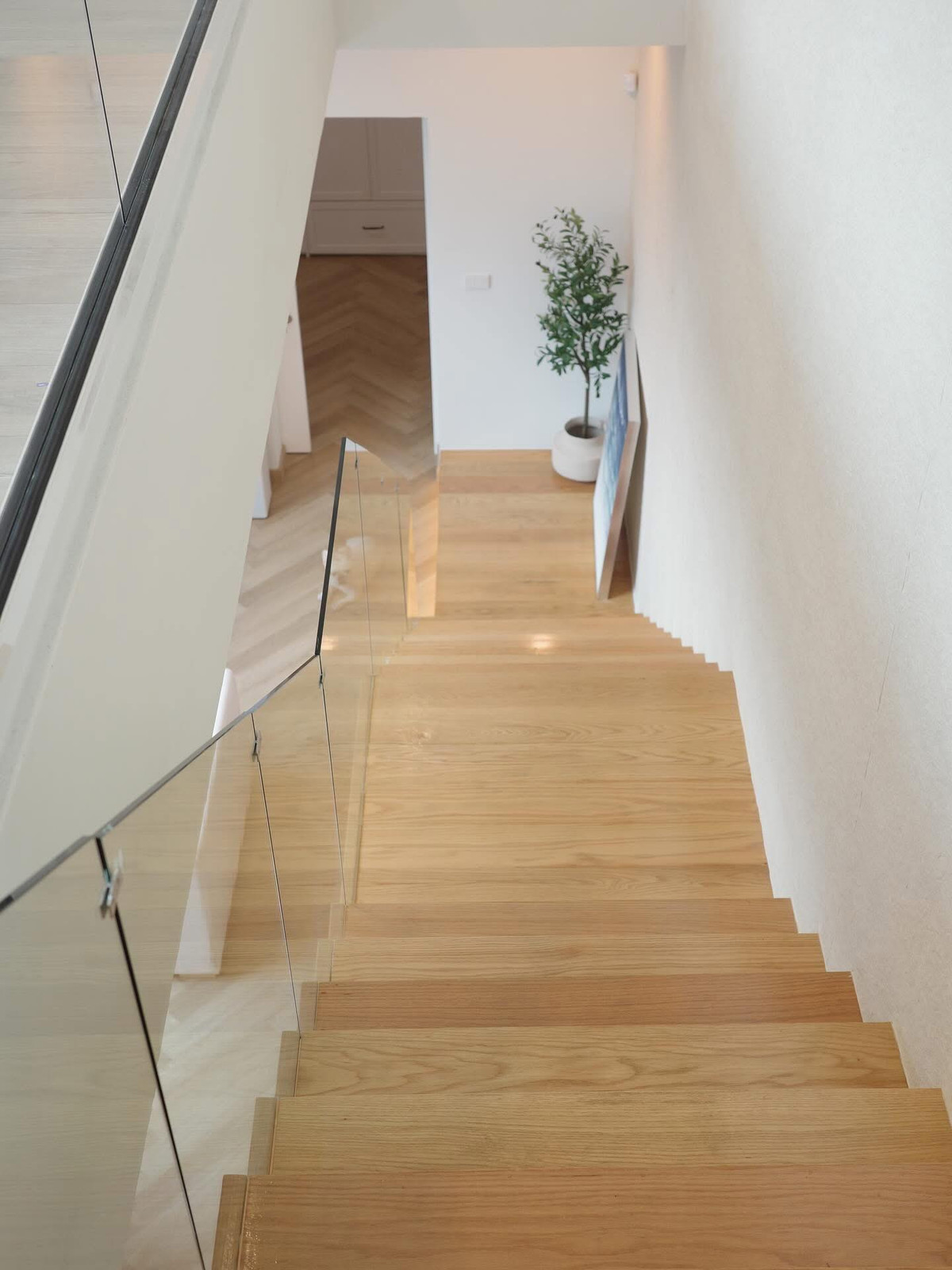 ขายบ้านโชคชัย4 ลาดพร้าว71 : 🏡ขายบ้านใหม่สร้างเอง ทำเลดีหายาก ย่านลาดพร้าว 64✨บ้านเดี่ยว 2 ชั้น พร้อมสระว่ายน้ำ พื้นที่ใช้สอย 440 ตร.ม. ที่ดิน 100 ตร.ว. | 3 ห้องนอน 5 ห้องน้ำ 4 ที่จอด เพียง 30 MB เท่านั้น!!! ติดต่อนัดชม Tel.0922635410 (เอิร์ธ)