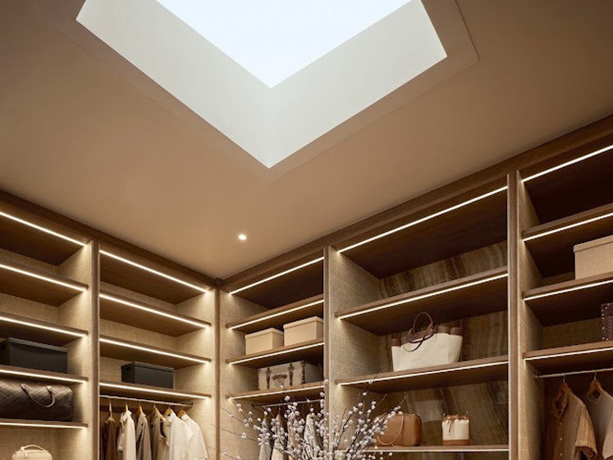 For SaleHouseYothinpattana,CDC : 🏠ELIVA Private Residences | 3-story detached house with private swimming pool. Usable area 810 sq m., land 100 sq m., 4 bedrooms, 6 bathrooms, 4 parking spaces, only 69 MB!! Contact to make an appointment to view Tel.0922635410 (Earth)