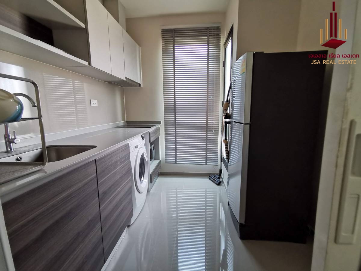 For RentCondoRatchadapisek, Huaikwang, Suttisan : ✨ For Rent: Centric Huai Khwang Station Condo ✨ 💰 Only 20,000 THB/month