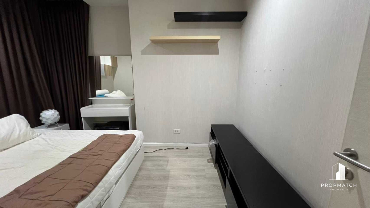 For SaleCondoRatchadapisek, Huaikwang, Suttisan : Is this price real? For sale 4.1m Quinn Ratchada 17, 1 bedroom, large room, 45sqm, high floor, not for rent, near MRT Sutthisan 300 m. If interested, make an appointment to view, 064-6696546 Minnie, this number can be reached via Line.