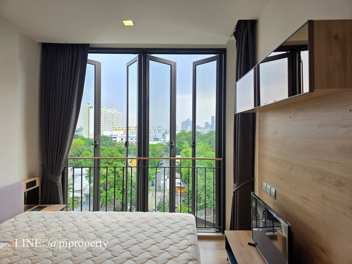 ให้เช่าคอนโดอ่อนนุช อุดมสุข : คอนโดวิวแม่น้ำ 2 ห้องนอนให้เช่าใน Kawa Haus ชุมชน T77 พร้อมโรงเรียนนานาชาติอังกฤษ และฟาร์มแสนสิริ พื้นที่นั่งเล่นของ อ่อนนุช.