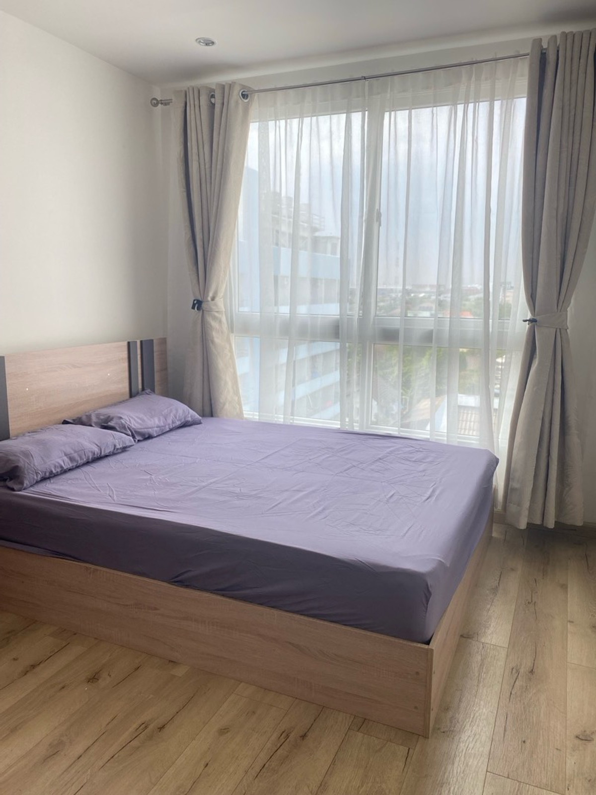 For RentCondoRattanathibet, Sanambinna : Budget Condo Tiwanon has rooms available!!!  Opposite the Ministry of Public Health, Nonthaburi, near the Purple / Pink Line MRT station.