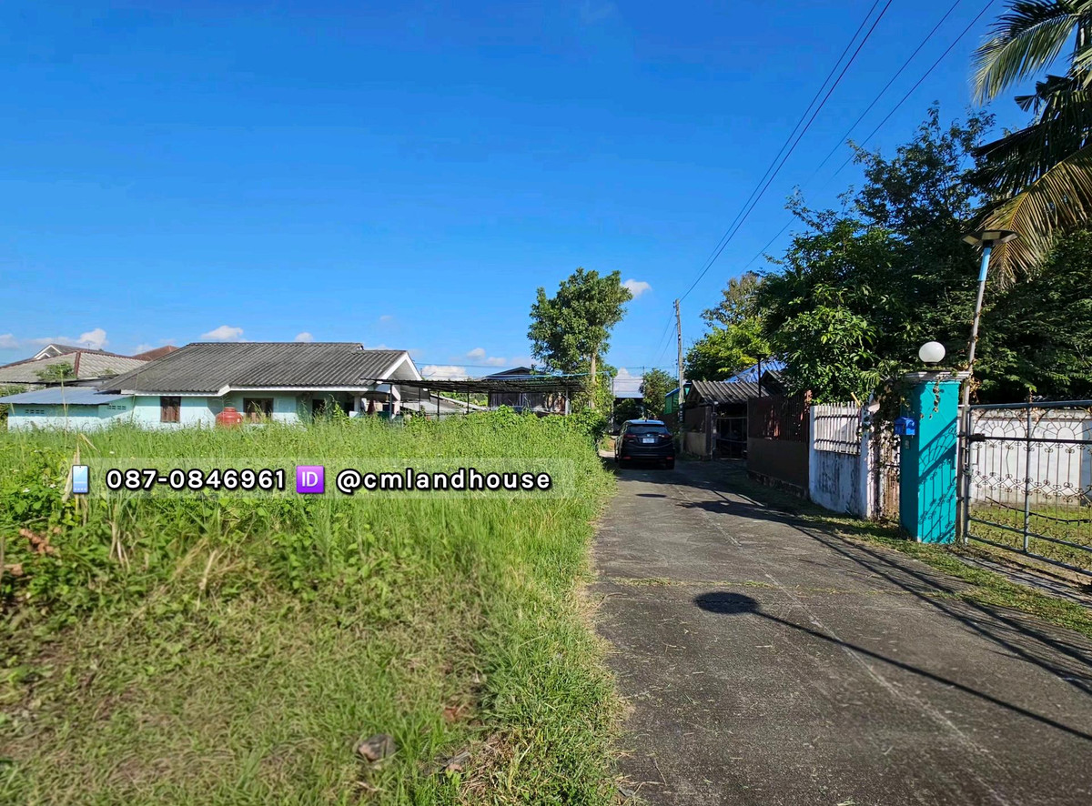 For SaleLandChiang Mai : Land 143 sq m., near Chom.-Phrao Road, only 100 m., there is a bus near the PTT gas station, 200 m., 2 km. before Chedi Mae Krua Market, 17 km. into the city.