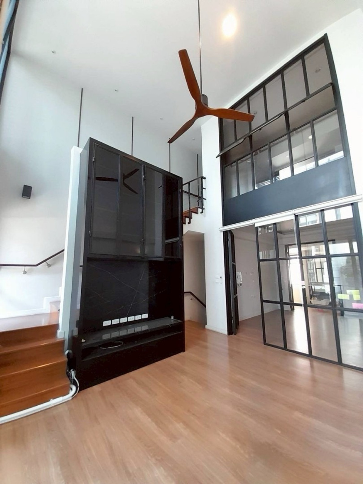 For RentTownhomeOnnut, Udomsuk : 🔥 Stylish Townhouse / Home Office for Rent – Sukhumvit / BTS On Nut | 3BR • 4BA • 300 SQM | Fully Furnished ✨