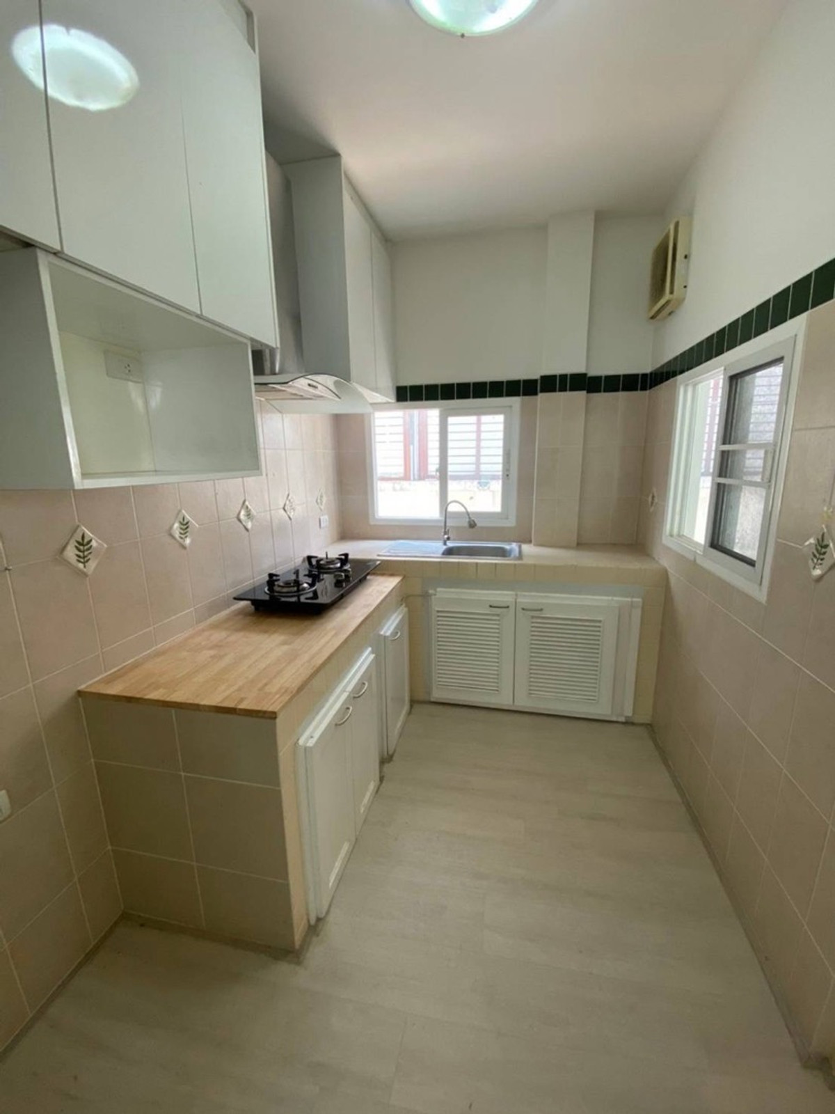 ให้เช่าบ้านนนทบุรี บางใหญ่ บางบัวทอง : ให้เช่าบ้านเดี่ยว เดอะ เซนโทร รัตนาธิเบศร์ ใกล้ MRT บางพลู เพียง 3 นาที