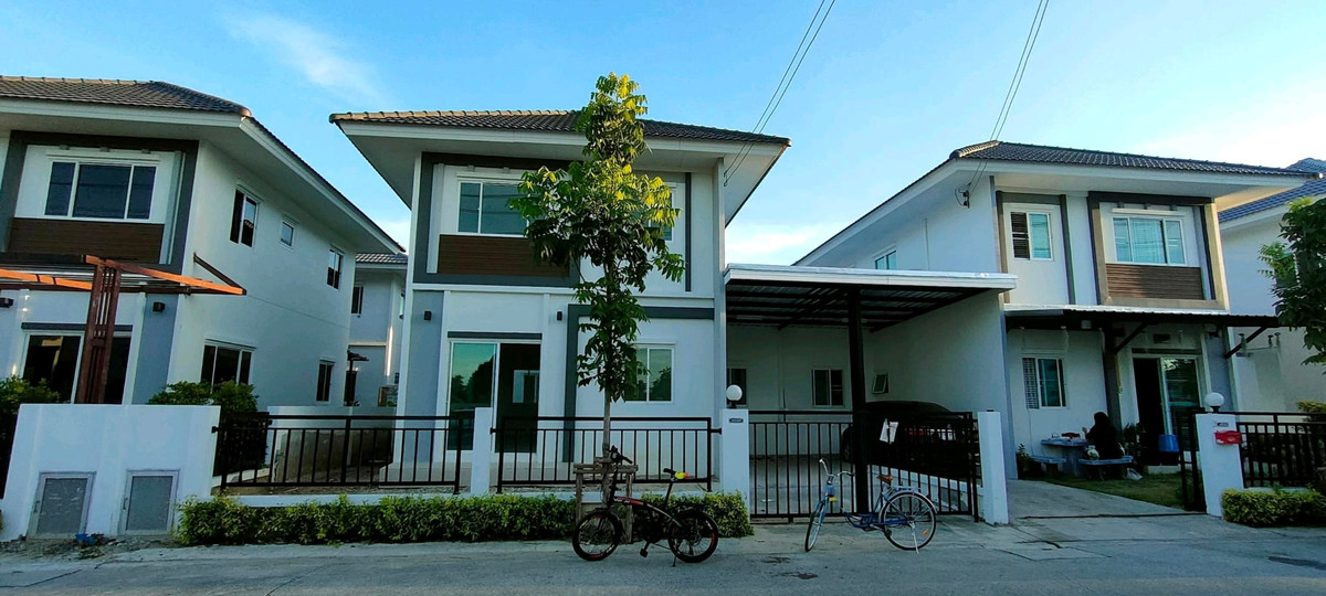 ให้เช่าสมุทรปราการ สำโรง : 🏡 ปล่อยเช่าบ้านแฝด 2 ชั้น บ้านสวย สภาพดี พร้อมเข้าอยู่ได้ทันที