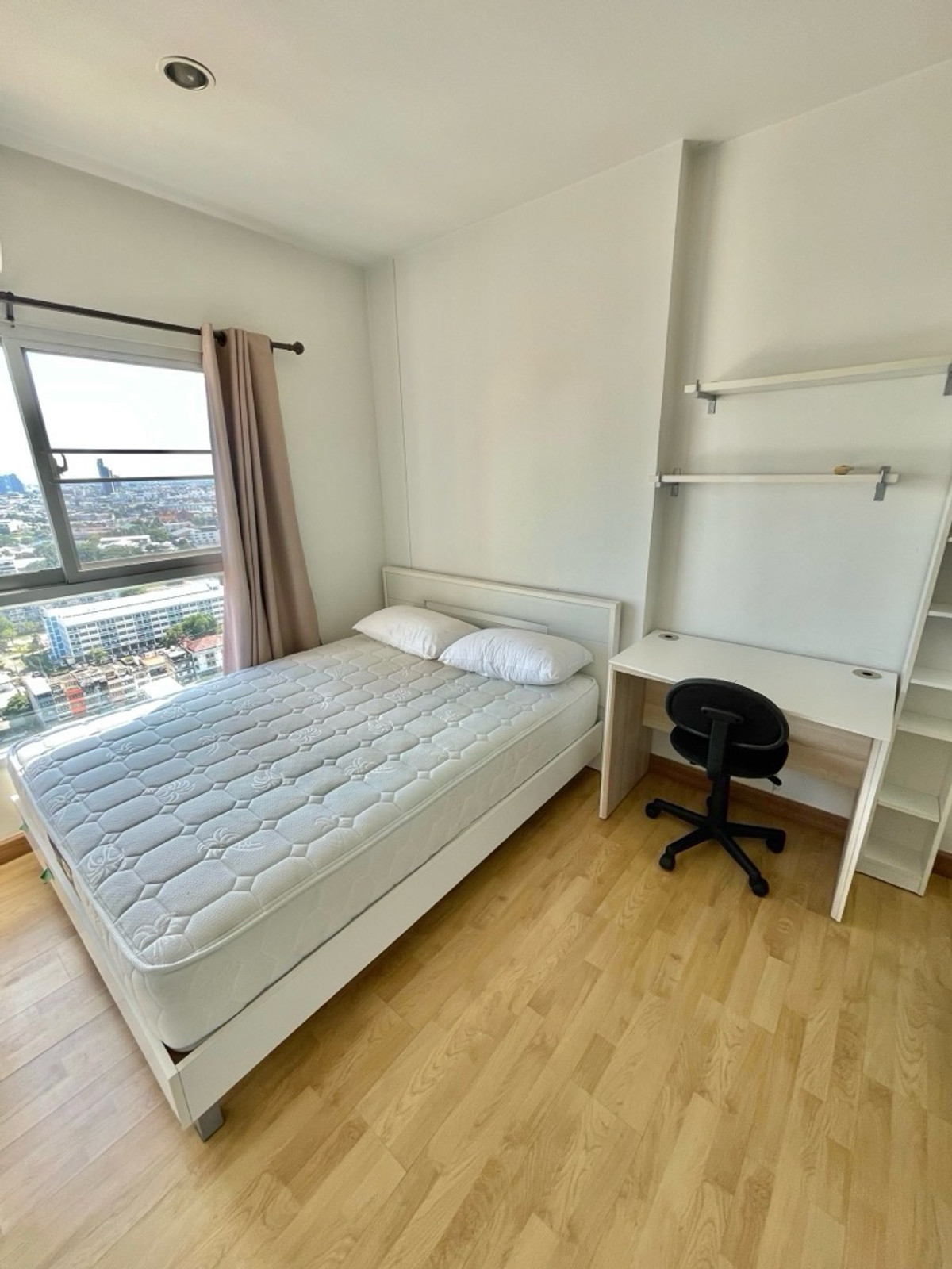 ให้เช่าคอนโดท่าพระ ตลาดพลู วุฒากาศ : ปล่อยเช่า Parkland ตากสิน ท่าพระ