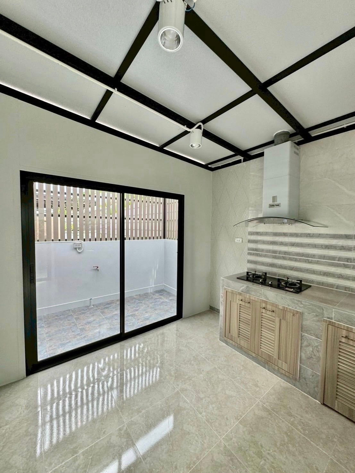 ให้เช่าทาวน์โฮมบางนา แบริ่ง ลาซาล : 🏷️ [For Rent] Pleno Sukhumvit–Bangna 2 | Corner Unit | 160 sq.m. | 3 Bed | Big Kitchen | Rent 40,000 THB | LINE: @323gqmho | Ref: T2070